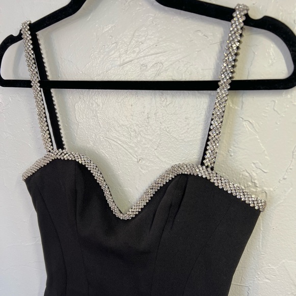 NWT House Of CB “Gloriana” Rhinestone Neckline Bodycon Mini Dress - Picture 7 of 14